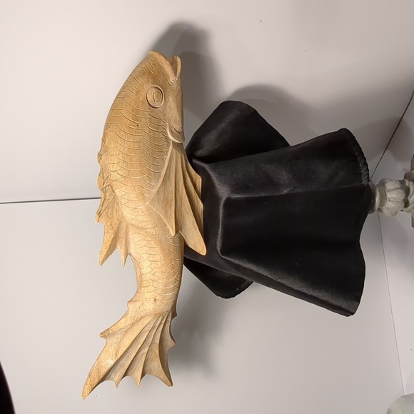 Heavy wood. Hand carved handcrafted wooden fish show pc.  Fishing man cave cabin - Picture 2 of 3